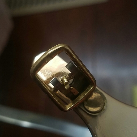 Gold strap sandals - Picture 5 of 7